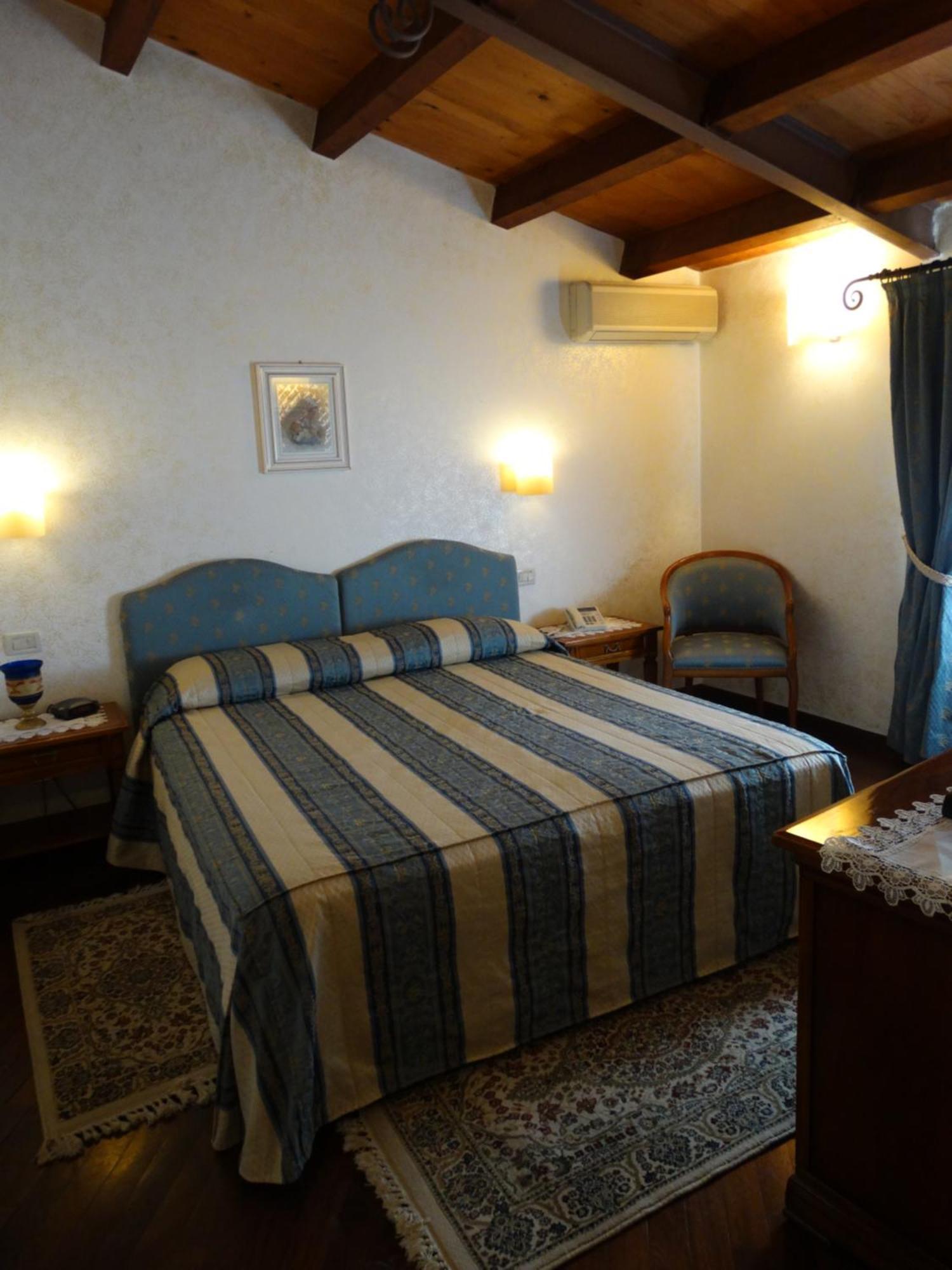 Hotel San Giuseppe Gerace Eksteriør billede