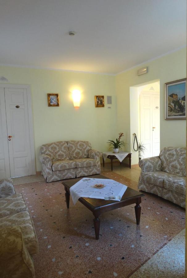 Hotel San Giuseppe Gerace Eksteriør billede